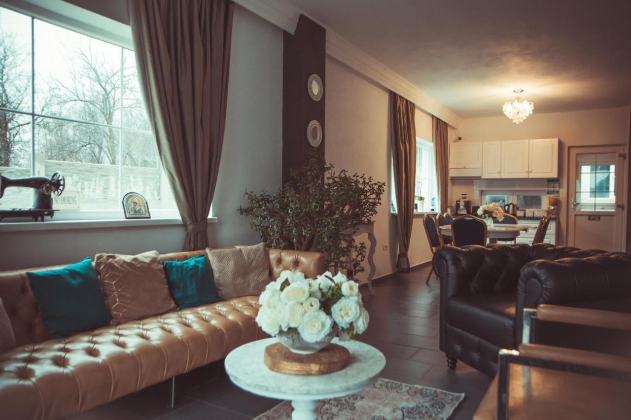 Green Hill Villa Călimăneşti Exteriör bild